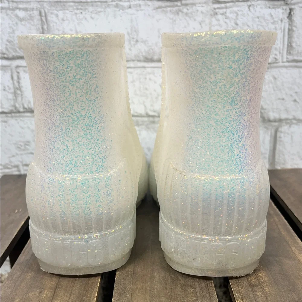 UGG Drizlita Women’s Glitter White Rubber Rain Winter Boots